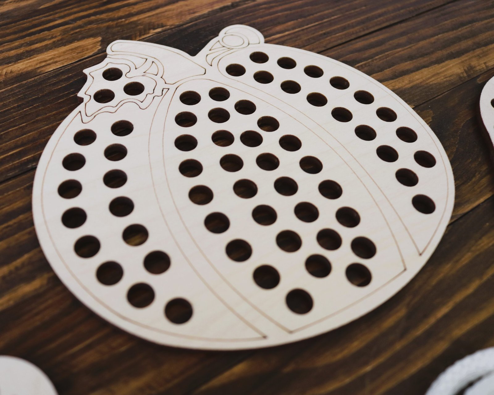 Drewniana przeplatanka Dynia - obrazek 2