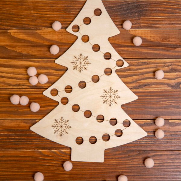 Drewniana układanka Montessori z pomponami Choinka Model 1