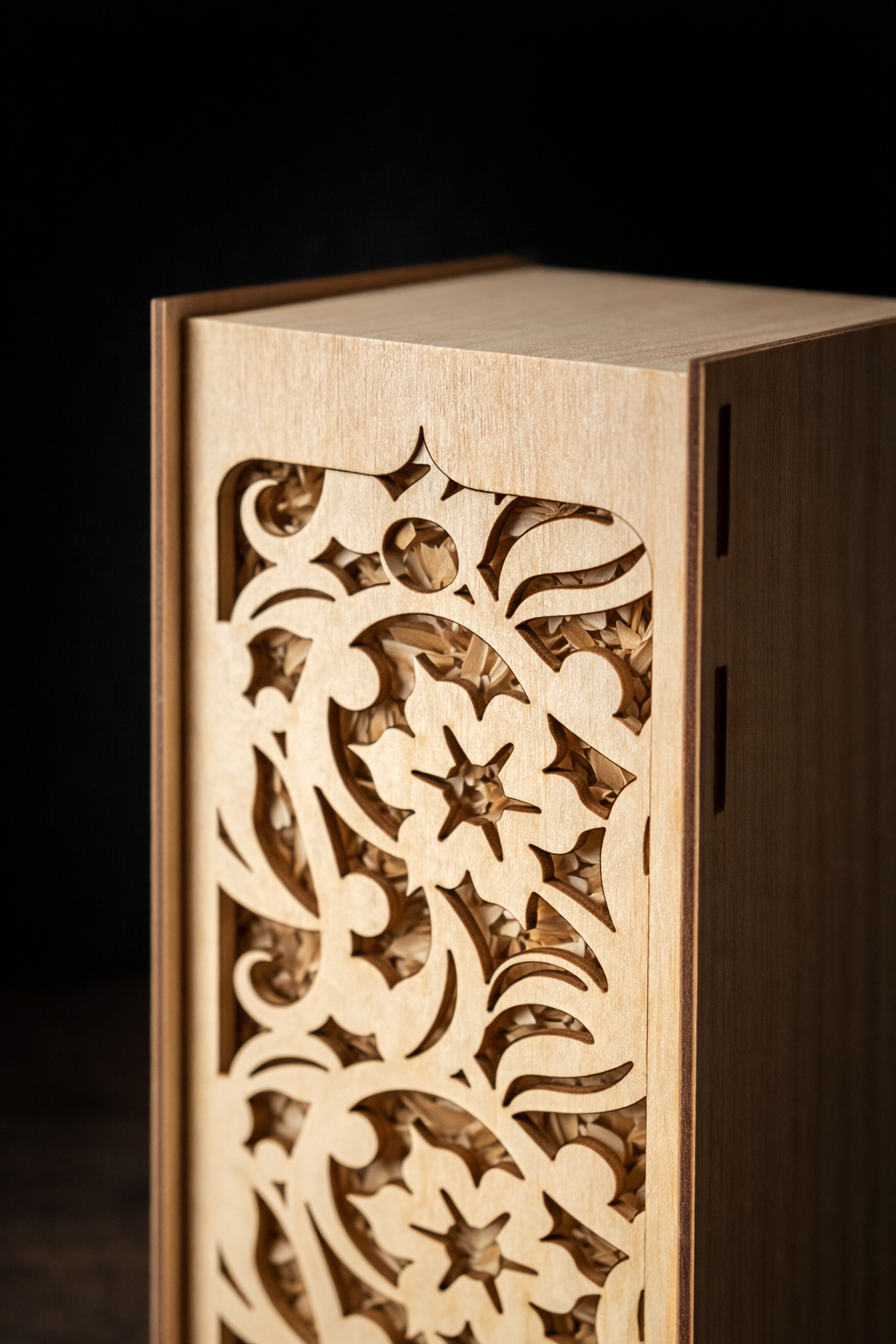 Wyjątkowy upominek – eleganckie drewniane pudełko na butelkę (Model B) - obrazek 3