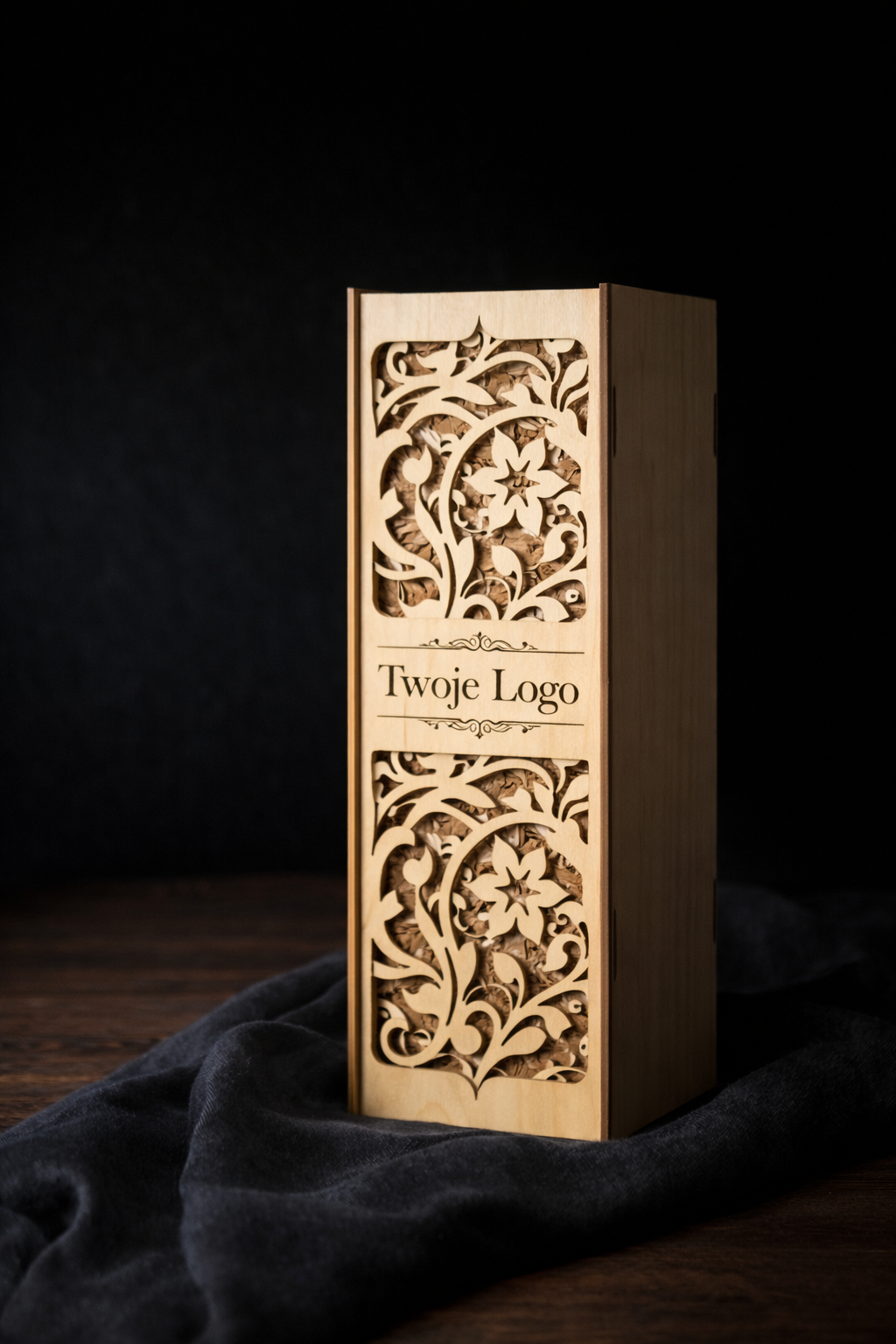 Wyjątkowy upominek – eleganckie drewniane pudełko na butelkę (Model B)