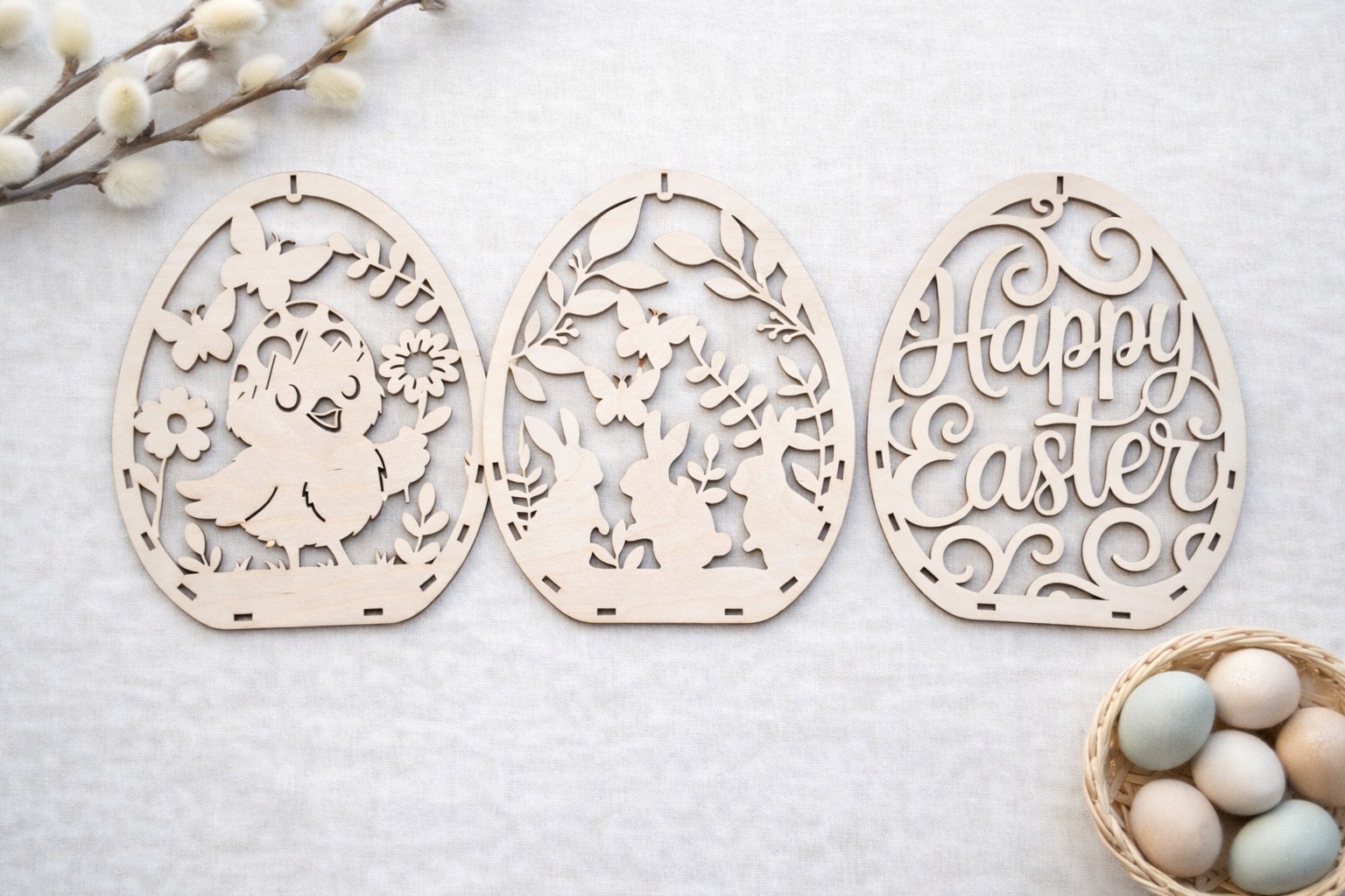 Drewniany koszyk wielkanocny – dekoracyjny, naturalny Zajączkowa Radość - obrazek 2